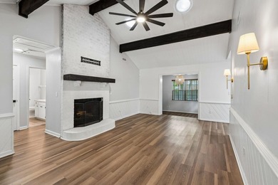 Discover this wonderful three-bedroom, two-bathroom brick ranch - photo 12