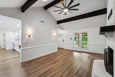 Discover this wonderful three-bedroom, two-bathroom brick ranch - photo 16