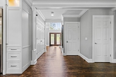 Beautifully updated and designed for the way today's buyers want - photo 19