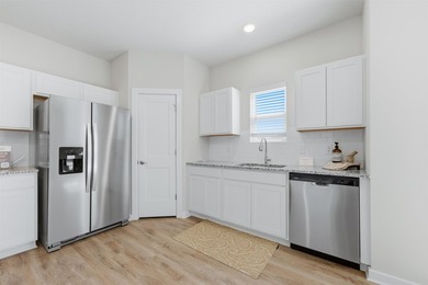 Welcome to the Cleveland floor plan by Liberty Communities! This - photo 10