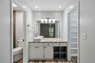 Discover this wonderful three-bedroom, two-bathroom brick ranch - photo 38