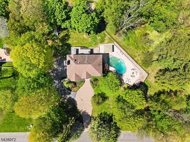 Beautifully updated and designed for the way today's buyers want - photo 43
