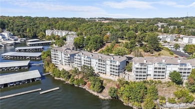 3 Bedroom, 3 Bath lakefront condo in Regatta Bay Condominiums at - photo 49