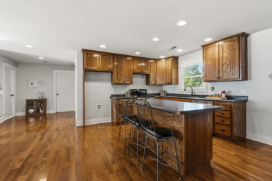 Beautiful Lakefront Retreat with Private Dock - photo 28