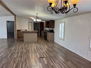 695 S Vista - Double wide manufactured home with large primary - photo 5