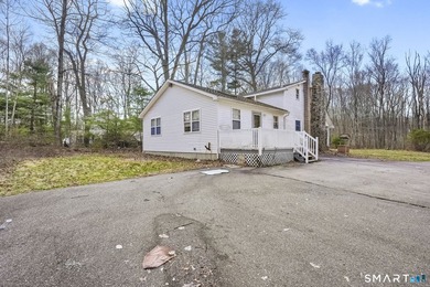 Tucked away on a private rural lot in scenic Salem, this - photo 3