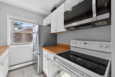 Don't miss this updated 2 bed 1 bath first-floor co-op that is - photo 12