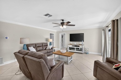 MOVE-IN READY! Rare waterfront retreat on a quiet cul-de-sac in - photo 21