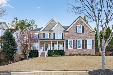Looper Lake Home For Sale in Flowery Branch Georgia
