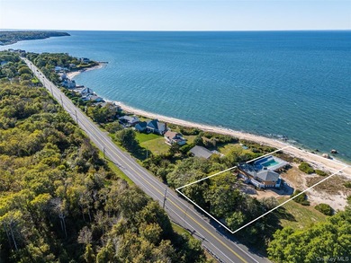 Beautiful, expansive soundfront retreat offering rare, direct - photo 2