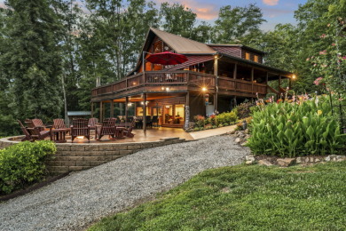 Beautiful Lakefront Retreat with Private Dock - photo 1