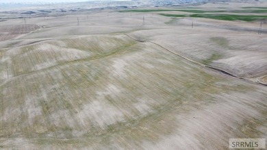 62 acres perfect for a rural development! Many different - photo 9
