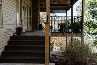 Waterfront living w/game-day convenience, 4-bdrm lk hs retreat - photo 4