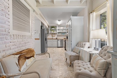 Tucked away on the charming and distinctive Father Ryan Avenue - photo 13