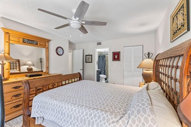 SELLER OFFERING BUYER CREDIT! Welcome to this clean 2 Bedroom 2 - photo 13