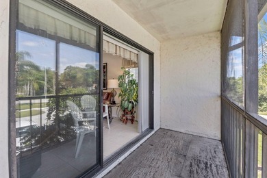 SELLER OFFERING BUYER CREDIT! Welcome to this clean 2 Bedroom 2 - photo 19