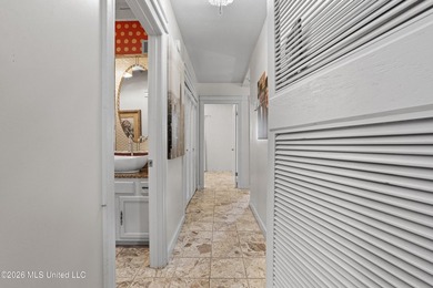 Tucked away on the charming and distinctive Father Ryan Avenue - photo 21