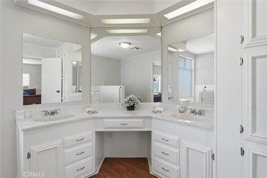 Welcome home to this charming and inviting 2-bedroom, 2-bath - photo 27
