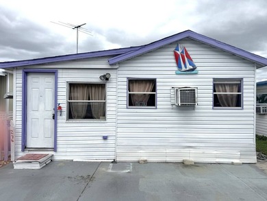 This Spacious 2 Bedroom, 1 Bath Home is located in Holiday - photo 3