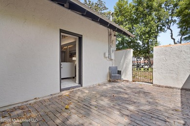 Tucked away on the charming and distinctive Father Ryan Avenue - photo 42