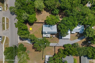 Tucked away on the charming and distinctive Father Ryan Avenue - photo 50