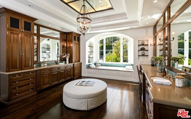 Perched in the premier Palisades Riviera enclave, this - photo 20
