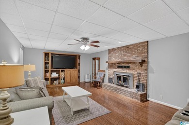 *PARADISE IN CALERA* Escape to the perfect blend of comfort - photo 25