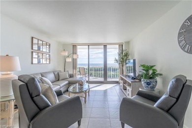 Beachfront condo with 2 bedrooms and 2 bathroom. Spectacular - photo 10