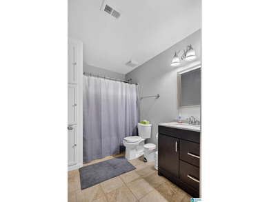 *PARADISE IN CALERA* Escape to the perfect blend of comfort - photo 32