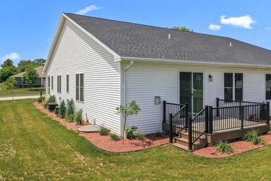 Gorgeous new-build 2BR/2BA zero-entry ranch condominium near - photo 35