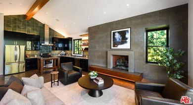 Perched in the premier Palisades Riviera enclave, this - photo 36
