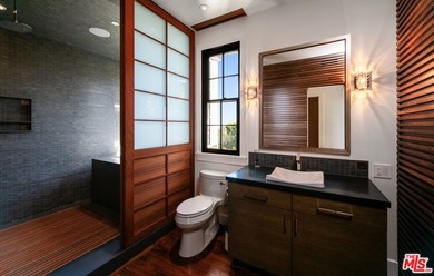 Perched in the premier Palisades Riviera enclave, this - photo 38