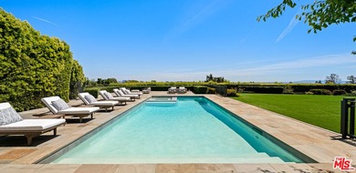 Perched in the premier Palisades Riviera enclave, this - photo 44