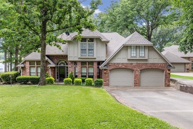 Welcome to your waterfront retreat on world-renowned Lake Fork - photo 2