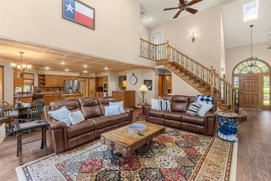 Welcome to your waterfront retreat on world-renowned Lake Fork - photo 6