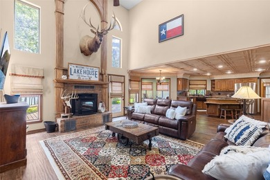 Welcome to your waterfront retreat on world-renowned Lake Fork - photo 7