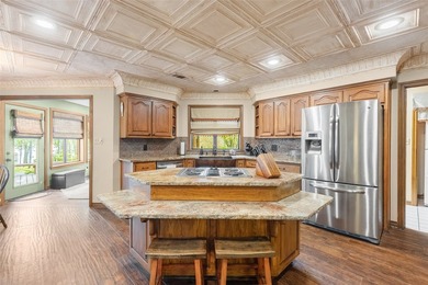 Welcome to your waterfront retreat on world-renowned Lake Fork - photo 10