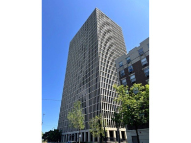 Lake Home Under Contract in Chicago, Illinois