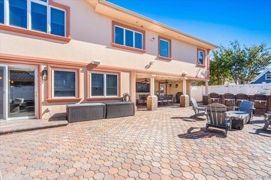 This expansive custom 3000sf renovated home with Central Air - photo 6