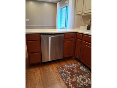 Beautiful Turn Key Home w/ Access to Lake Macatawa! Welcome to - photo 15