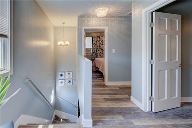 Warren Gem! Move right into this beautifully updated home - photo 16