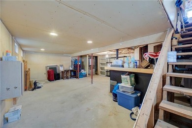 Warren Gem! Move right into this beautifully updated home - photo 24