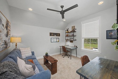 SELLER OFFERING $5,000 CREDIT TOWARD BUYER'S CLOSING COSTS!!! - photo 33