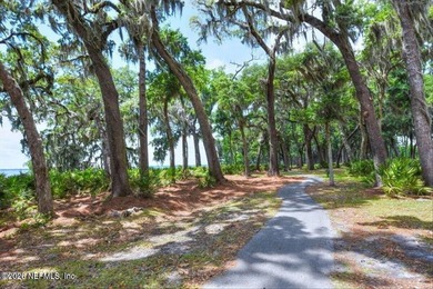 Welcome home! Water views, flexible living space, and - photo 50