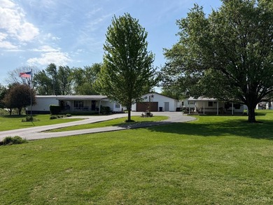 Mobile Home situated on 3 Lots in the Rocky Fork Lake Area- - photo 4