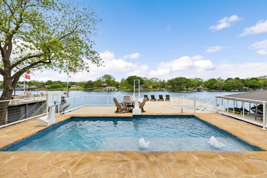 Life is better on Lake LBJ! This stylish custom-built lake house - photo 12