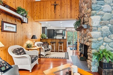Experience an extraordinary waterfront estate on beautiful Elk - photo 50