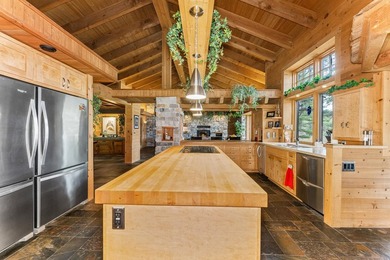 This luxury 4BR/3BA custom estate near Land O'Lakes sits on 14 - photo 16