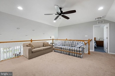SMART LIVING WITH ROOM TO GROW: Featuring energy saving solar - photo 29