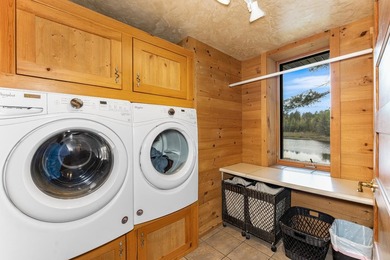 This luxury 4BR/3BA custom estate near Land O'Lakes sits on 14 - photo 30